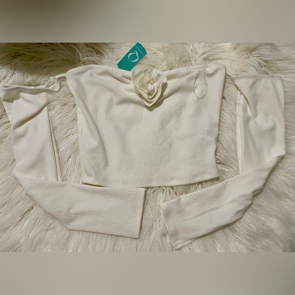 Urs Tops - Elegant White Long Sleeve Top